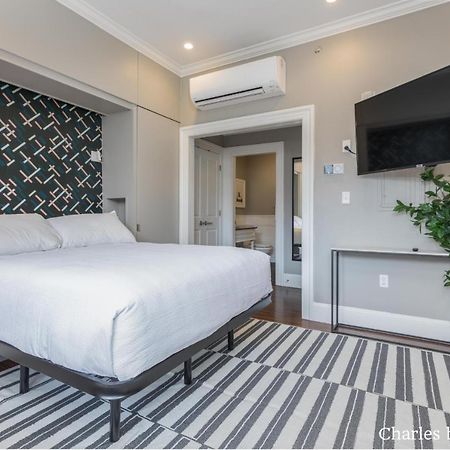 J Miller Flats By Thatch Boston Extérieur photo