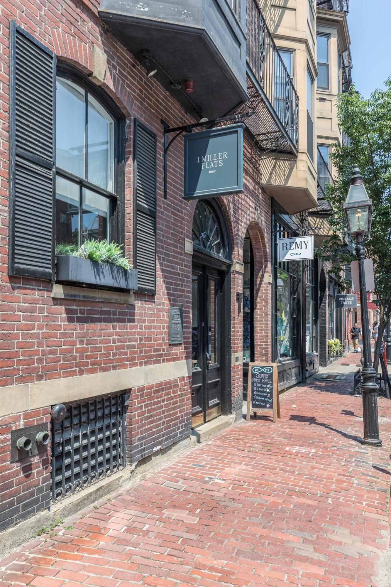 J Miller Flats By Thatch Boston Extérieur photo